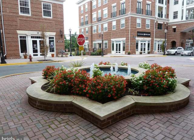 Property at 3 Arch Pl #132, Gaithersburg, MD 20878, 1 bed, 1 bath