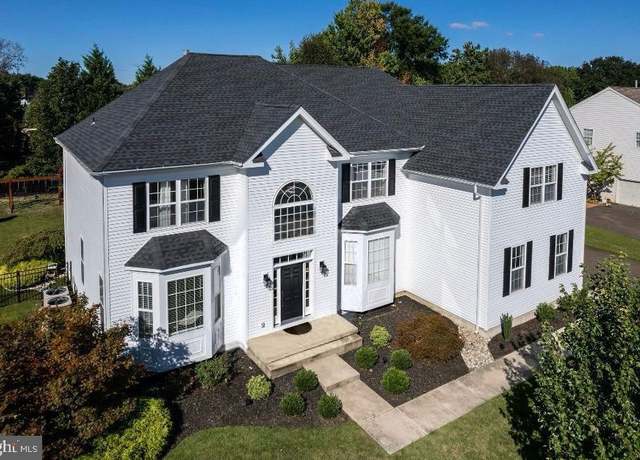 Property at 13 Richland Dr, Mount Laurel, NJ 08054, 4 beds, 3.5 baths