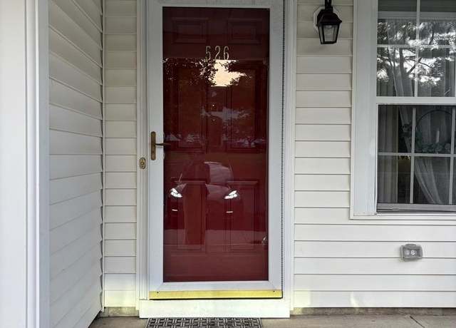 Property at 526 Brickhouse Rd, Princeton, NJ 08540, 2 beds, 3 baths
