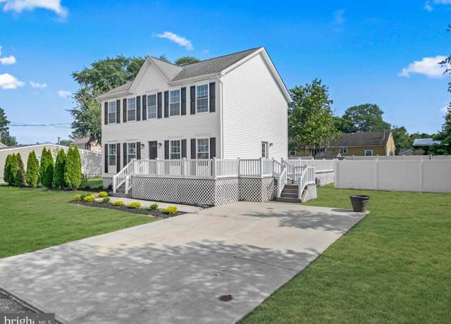 Property at 103 Sea Bright Rd, Forked River, NJ 08731, 3 beds, 2.5 baths