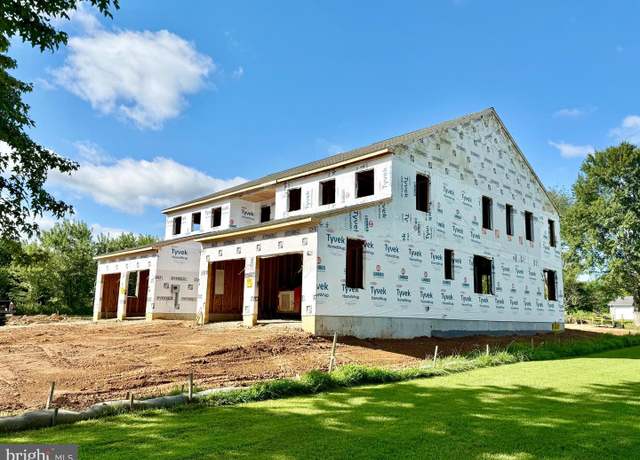 Property at 127 Stauffer Rd, Bechtelsville, PA 19505, 4 beds, 2.5 baths