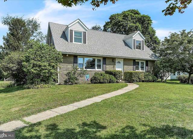 Property at 1541 Overhill Rd, West Chester, PA 19382, 6 beds, 2 baths