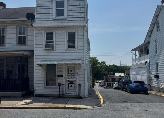 Property at 556 N 2nd St, Steelton, PA 17113, 3 beds, 1.5 baths