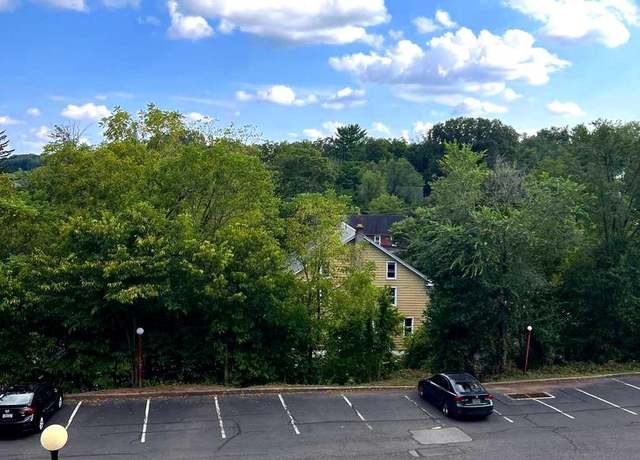 Property at 2311 Forest Ln Unit C-5, Schwenksville, PA 19473, 3 beds, 2 baths