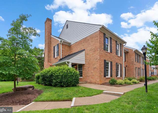Property at 2512-F S Arlington Mill Dr #6, Arlington, VA 22206, 3 beds, 3.5 baths