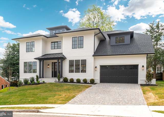 Property at 4612 27th St N, Arlington, VA 22207, 6 beds, 6.5 baths