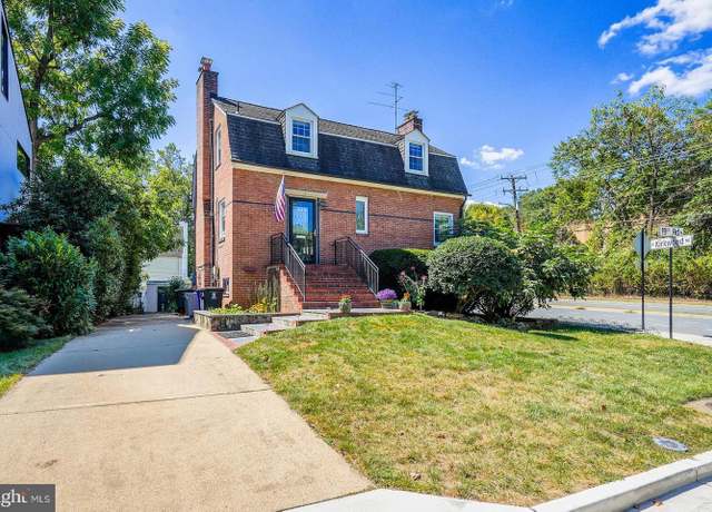 Property at 3214 19th Rd N, Arlington, VA 22201, 4 beds, 2.5 baths