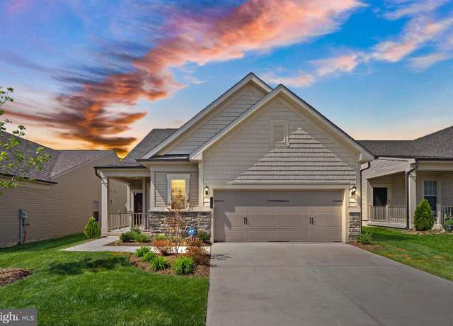Property at 6248 Zinnia Ln, Haymarket, VA 20169, 3 beds, 3 baths