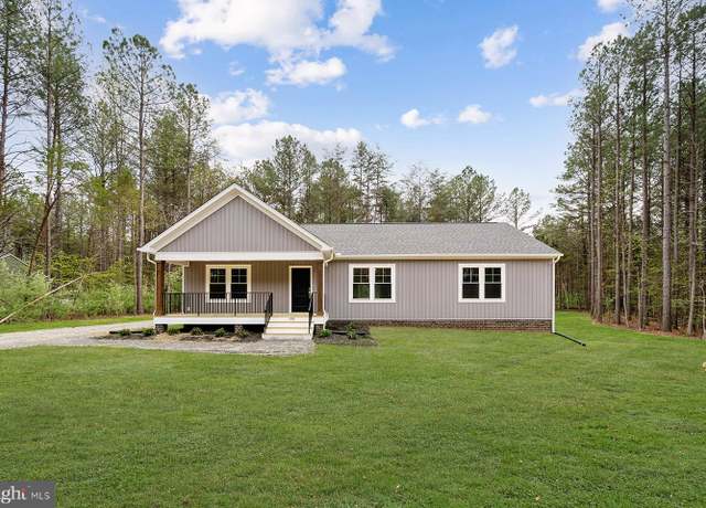 Property at 106 E Sunrise Dr, Warsaw, VA 22572, 3 beds, 2 baths