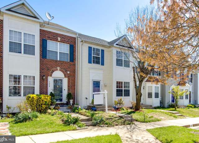 Property at 3262 Halcyon Ct, Ellicott City, MD 21043, 3 beds, 3.5 baths