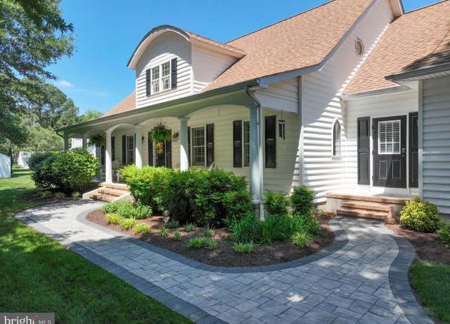 Property at 205 Mallard Dr, Stevensville, MD 21666, 4 beds, 3.5 baths