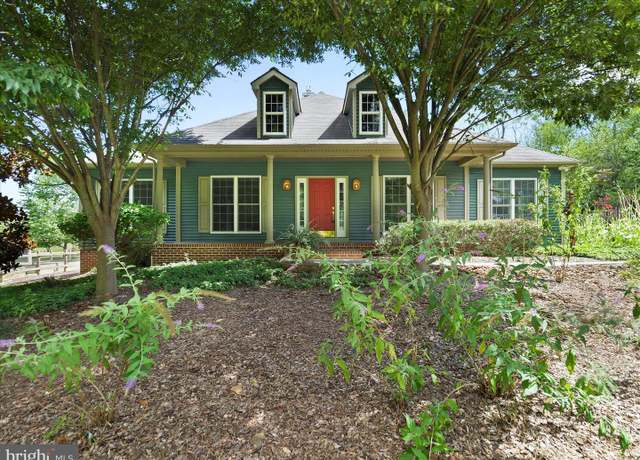 Property at 5423 Porterstown Rd, Keedysville, MD 21756, 4 beds, 2 baths