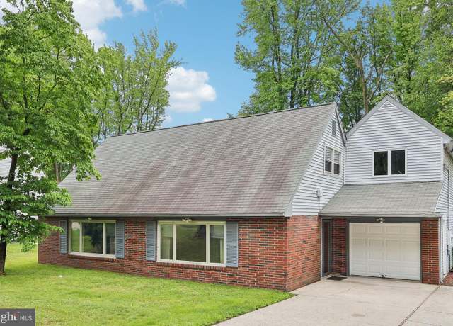 Property at 1927 Chapel Ave W, Cherry Hill, NJ 08002, 4 beds, 2 baths