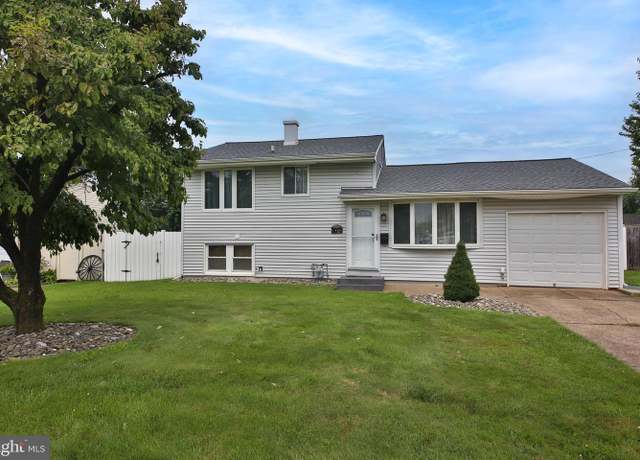 Property at 3072 Richlieu Rd, Bensalem, PA 19020, 3 beds, 2 baths