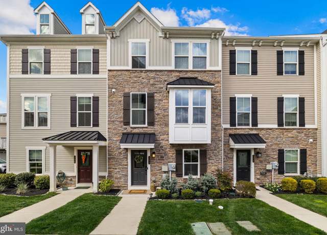 Property at 502 Sapphire Dr, Malvern, PA 19355, 3 beds, 2.5 baths