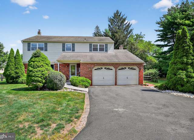 Property at 911 Tricorn Dr, Lansdale, PA 19446, 4 beds, 2.5 baths