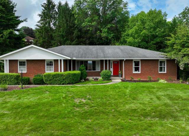 Property at 3610 Rimrock Rd, York, PA 17402, 3 beds, 2 baths