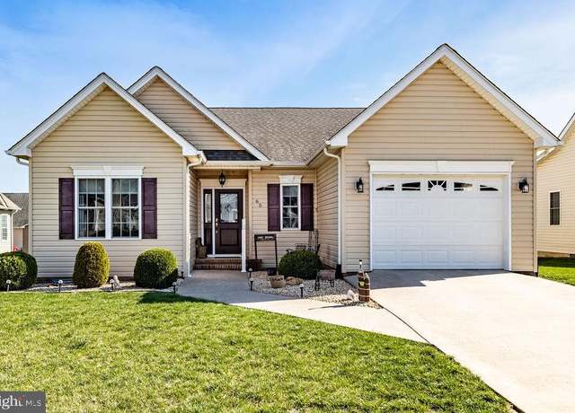 Property at 65 Marble Dr, Stuarts Draft, VA 24477, 3 beds, 2 baths