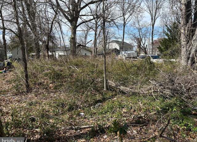 Property at 7814 Belvedere Dr, Alexandria, VA 22306