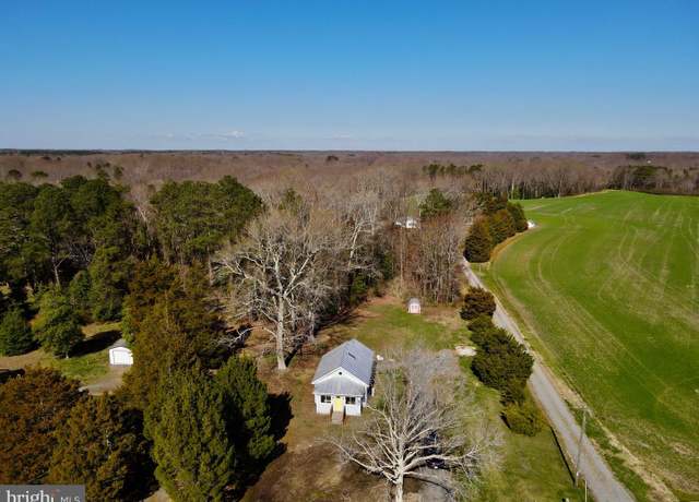 Property at 2701 Hampton Hall Rd, Callao, VA 22435, 2 beds, 6.5 baths