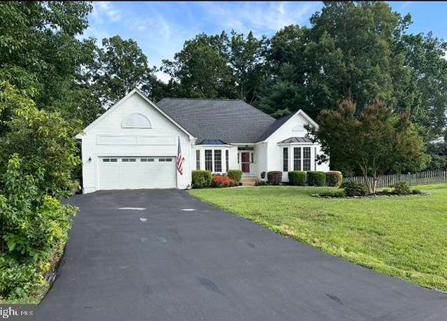 Property at 3800 Fallwood Ln, Fredericksburg, VA 22408, 5 beds, 3 baths