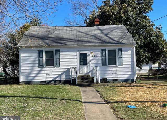 Property at 222 Mimosa Ave, Colonial Beach, VA 22443, 3 beds, 1 bath