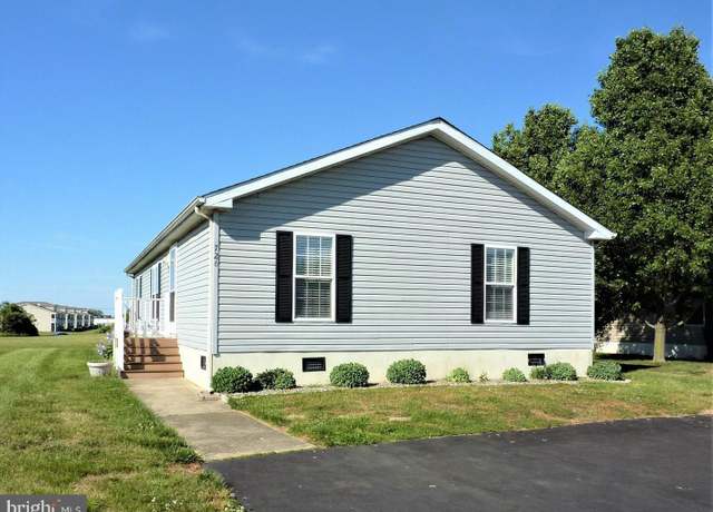 Property at 726 Radnor Ln, Smyrna, DE 19977, 3 beds, 2 baths