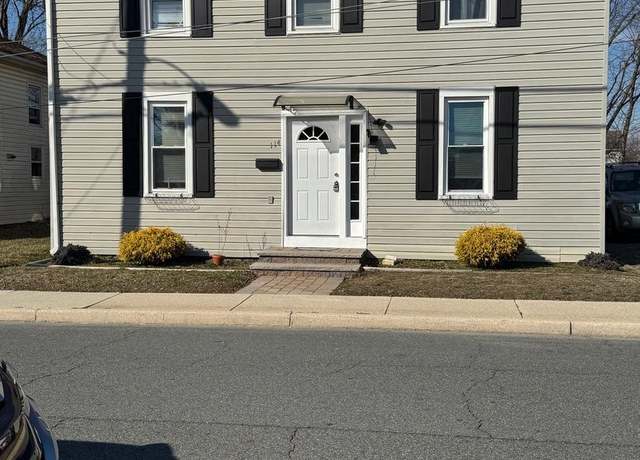 Property at 114 Mechanic St, Harrington, DE 19952, 3 beds, 1.5 baths