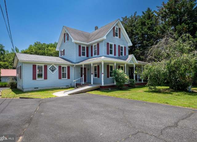 Property at 16977 4th, Lewes, DE 19958, 4 beds, 2.5 baths