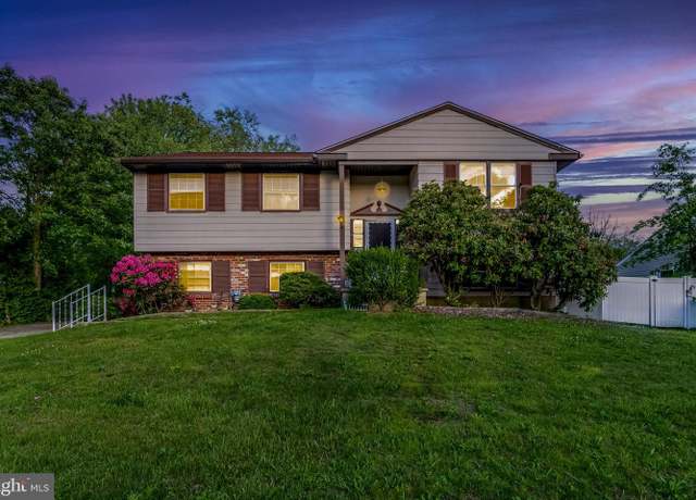 Property at 927 Edgemoor Rd, Cherry Hill, NJ 08034, 4 beds, 2 baths