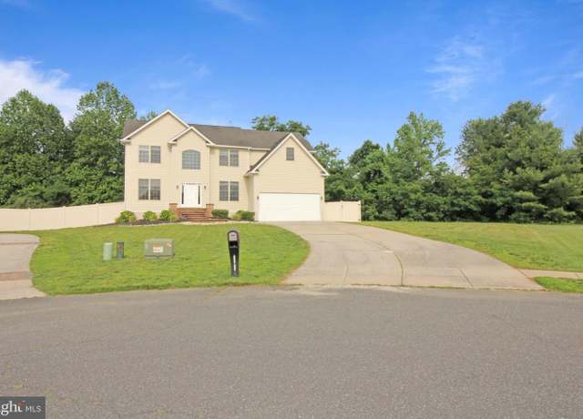 Property at 5 Chrysanthemum Ct, Sewell, NJ 08080, 4 beds, 2.5 baths