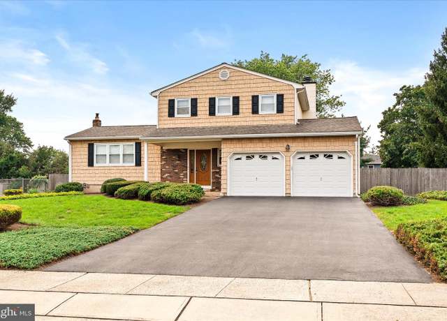 Property at 7 Oxcart Ln, Hamilton, NJ 08619, 3 beds, 1.5 baths