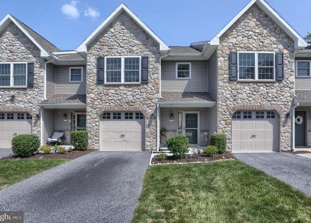 Property at 358 Melbourne Ln, Mechanicsburg, PA 17055, 3 beds, 2.5 baths