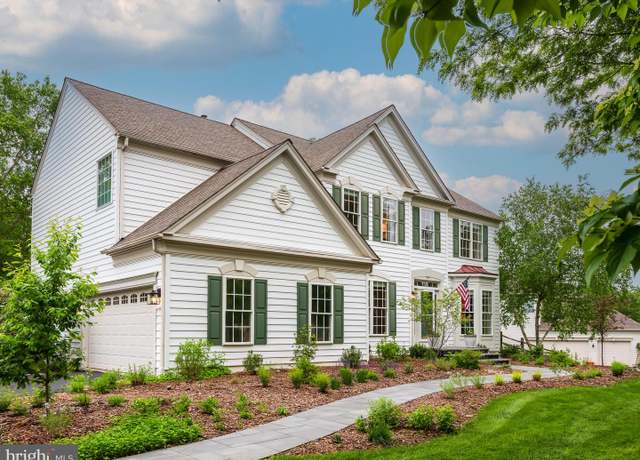 Property at 23 Saddlebrook Ln, Phoenixville, PA 19460, 5 beds, 2.5 baths