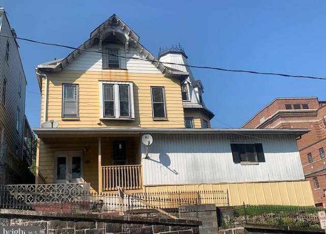 Property at 49 S 3rd St, Steelton, PA 17113, 6 beds