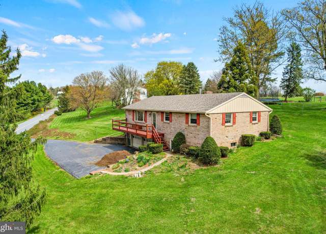 Property at 102 Valley View Rd, Myerstown, PA 17067, 3 beds, 1 bath