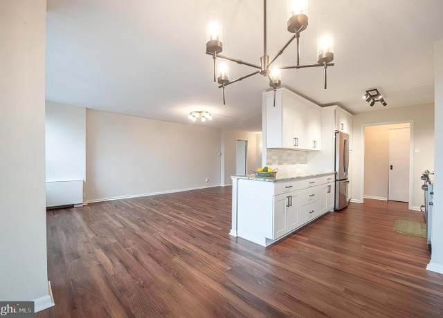 Property at 1001 City Ave Unit E1010, Wynnewood, PA 19096, 2 beds, 2 baths