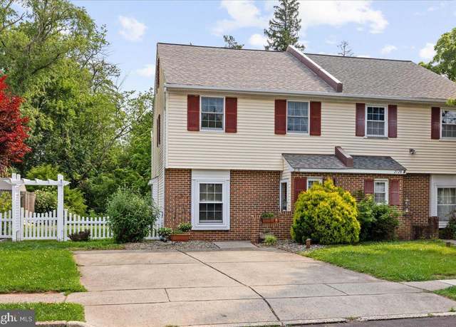 Property at 2130 Fort Bevon Rd, Harleysville, PA 19438, 4 beds, 1.5 baths