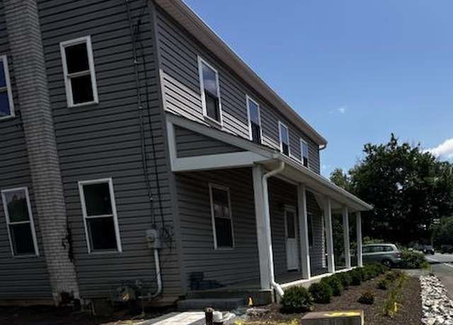 Property at 1627 Swamp Pike, Gilbertsville, PA 19525, 4 beds, 2.5 baths