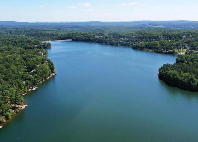 Property at 906 South Lakeview Dr, Cross Junction, VA 22625