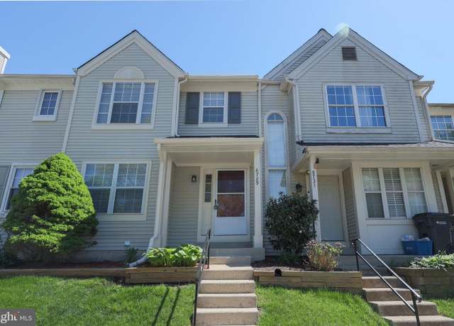 Property at 8729 Village Green Ct, Alexandria, VA 22309, 3 beds, 2.5 baths