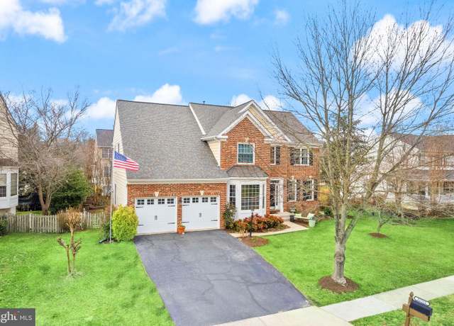 Property at 21512 Chickacoan Trail Dr, Broadlands, VA 20148, 4 beds, 3.5 baths