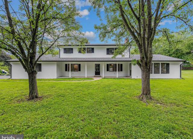 Property at 71 Cardinal Dr, Shepherdstown, WV 25443, 4 beds, 2.5 baths