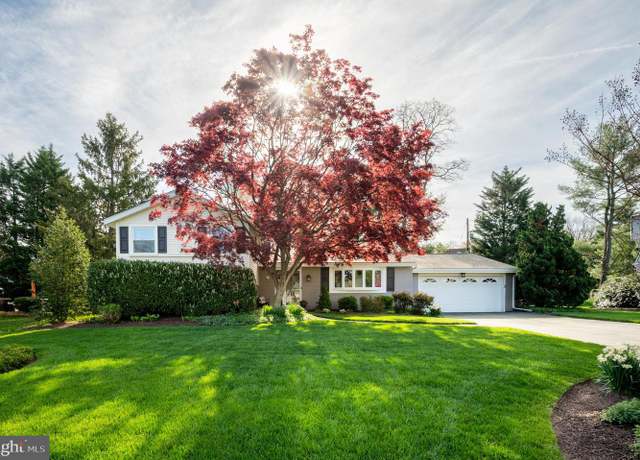 Property at 1806 Breen Ln, Wilmington, DE 19810, 4 beds, 2.5 baths