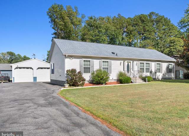 Property at 37531 Bonnie St, Ocean View, DE 19970, 3 beds, 2 baths