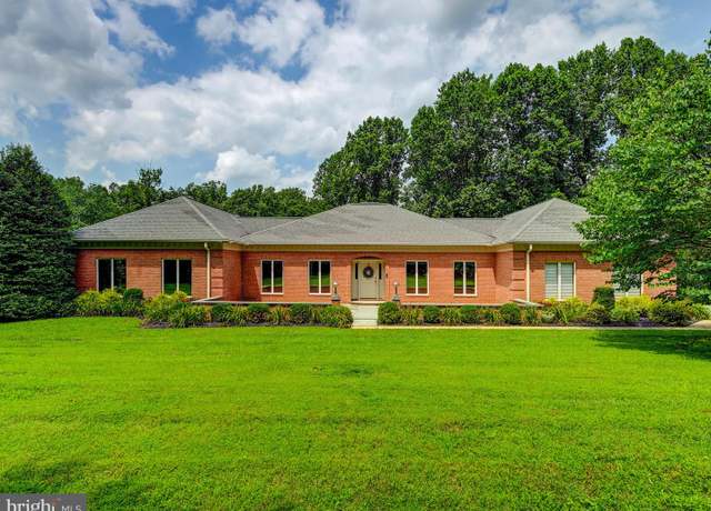 Property at 3805 Timber View Way, Reisterstown, MD 21136, 4 beds, 3.5 baths
