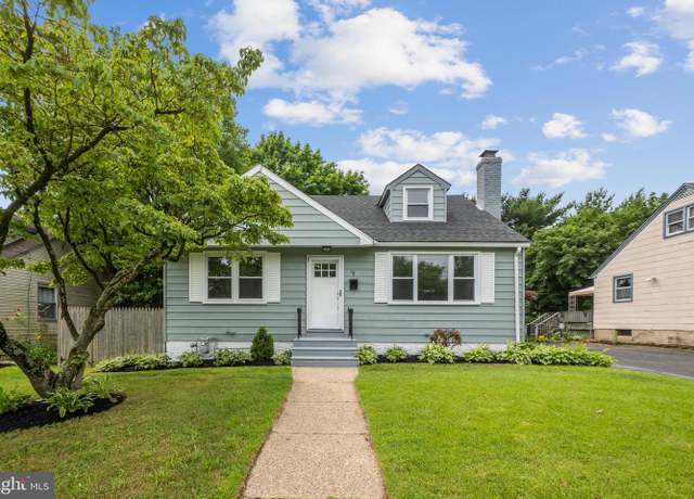 Property at 9 Station Ave, Somerdale, NJ 08083, 4 beds, 1 bath