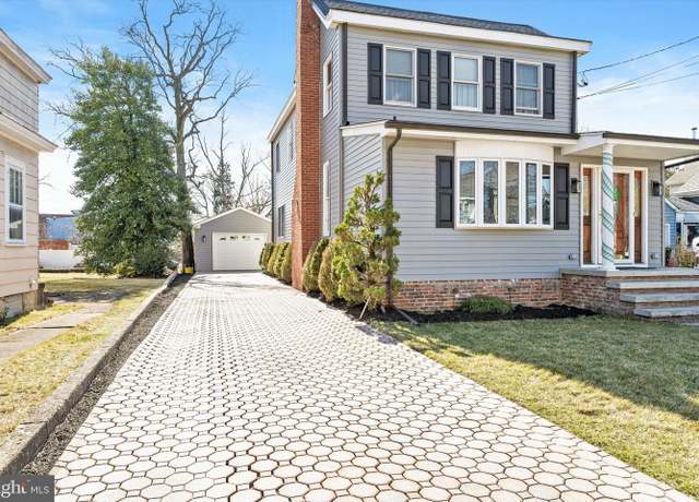 Property at 27 Maple Shade Ave, Hamilton, NJ 08690, 3 beds, 2.5 baths