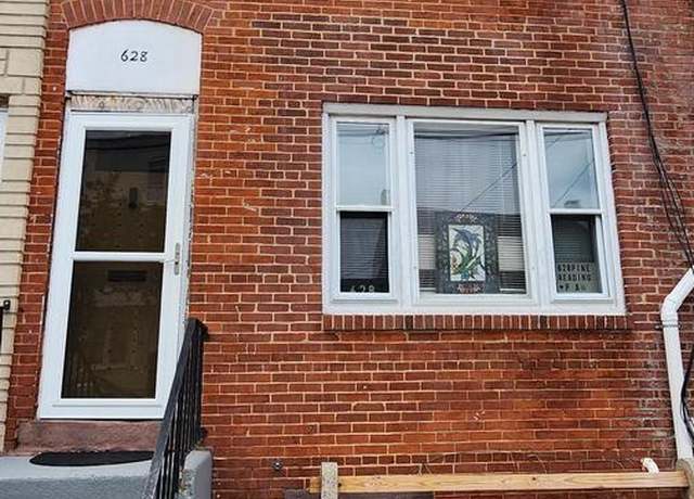 Property at 628 Pine St, Reading, PA 19602, 4 beds, 1.5 baths