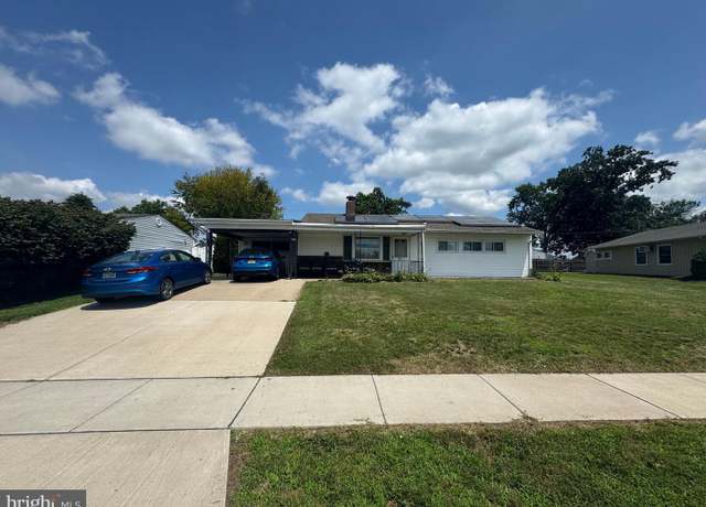 Property at 161 Elderberry Dr, Levittown, PA 19054, 3 beds, 1.5 baths